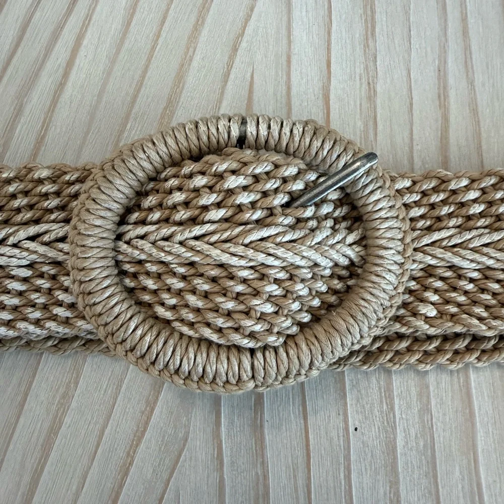 Woven Round Buckle Braided Belt - Natural Beige - Picture 3 of 9